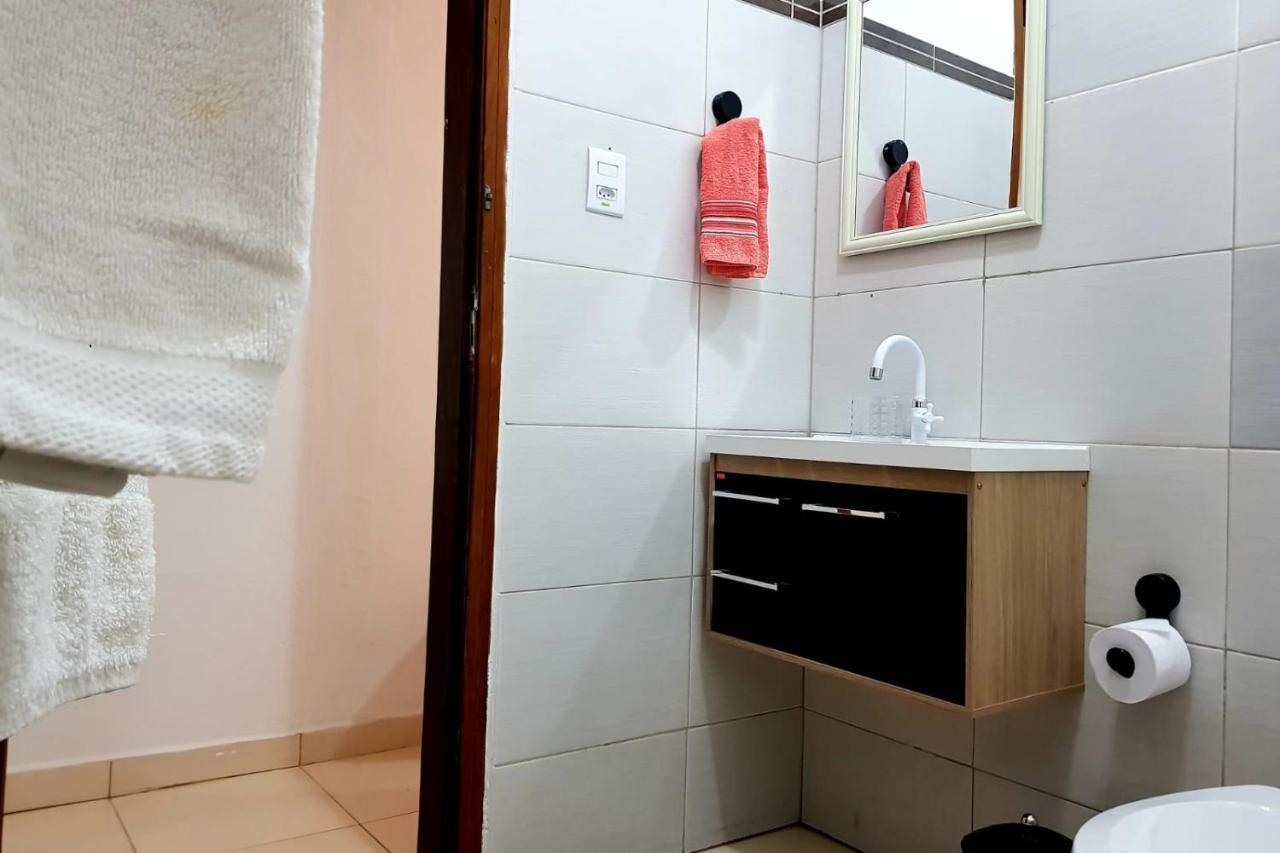 Casa Caicara Na Vila - Casa 01- Hospedaria Da Vila Ilhabela Dış mekan fotoğraf